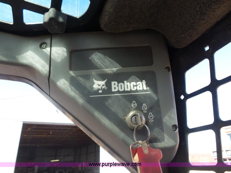 image for item L7287 2002 Bobcat S250 Turbo skid steer