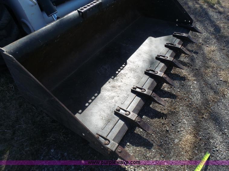 image for item L7287 2002 Bobcat S250 Turbo skid steer