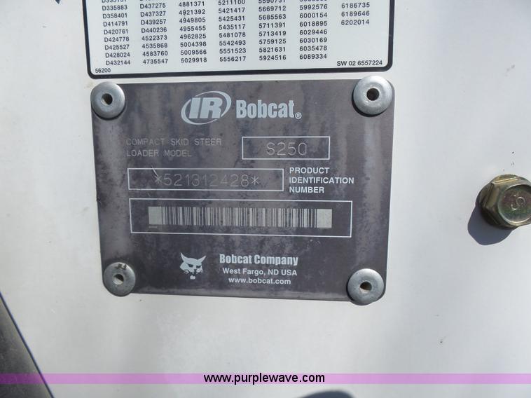 image for item L7287 2002 Bobcat S250 Turbo skid steer