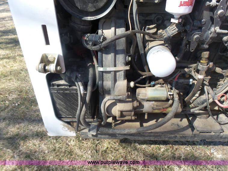 image for item L7287 2002 Bobcat S250 Turbo skid steer