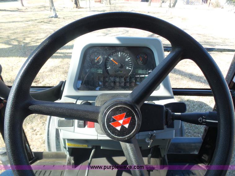 image for item L7291 2004 Massey-Ferguson 5455 tractor