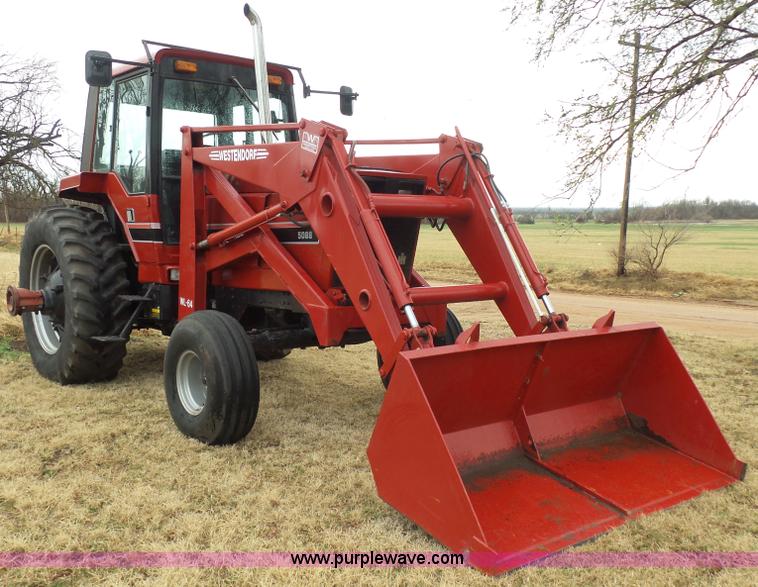 image for item L7300 1982 International 5088 tractor