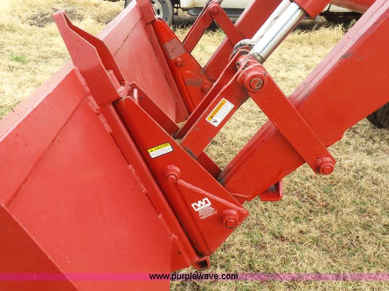 image for item L7300 1982 International 5088 tractor