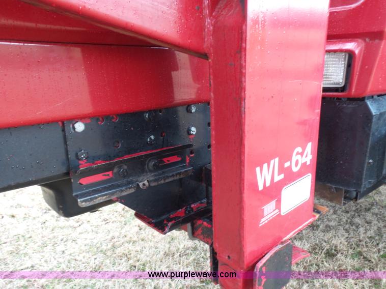 image for item L7300 1982 International 5088 tractor