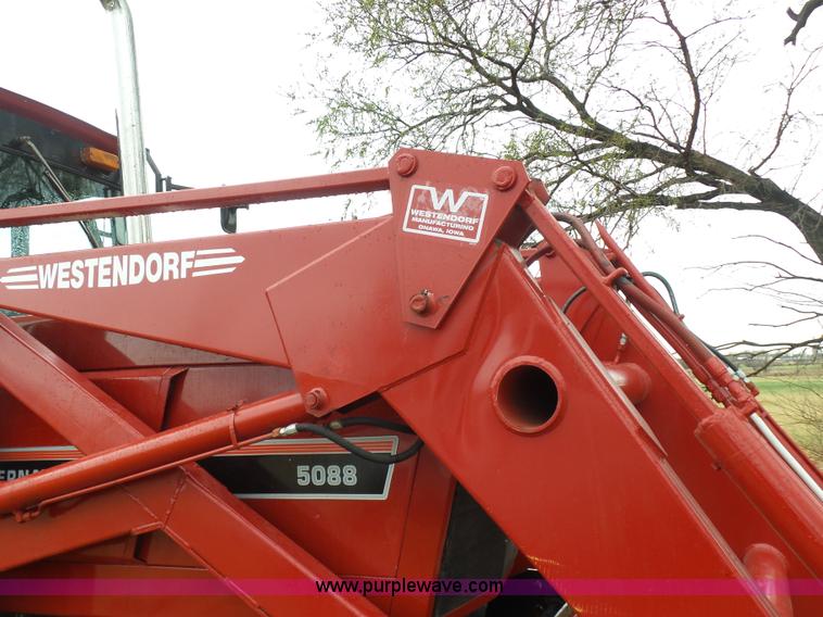 image for item L7300 1982 International 5088 tractor