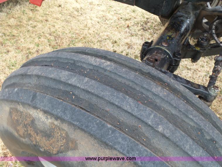 image for item L7300 1982 International 5088 tractor