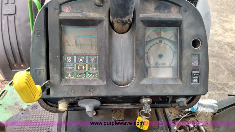 image for item L7315 1993 John Deere 4960 MFWD tractor