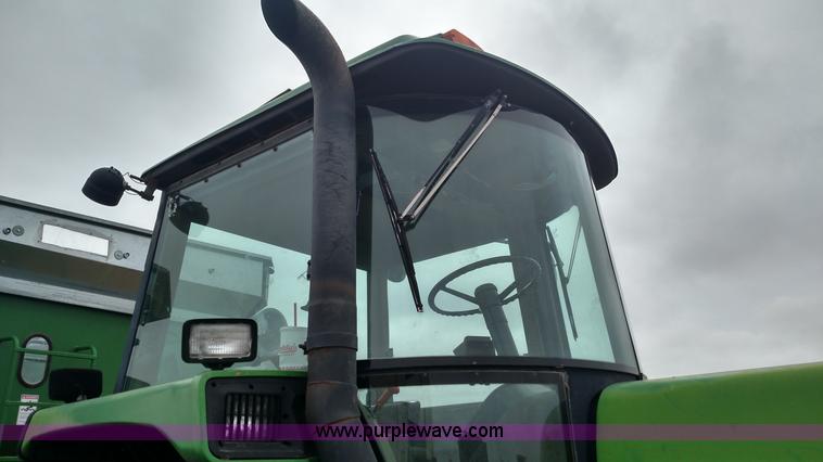 image for item L7315 1993 John Deere 4960 MFWD tractor