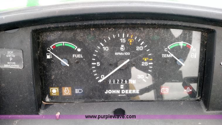 image for item L7317 2005 John Deere 5103 tractor