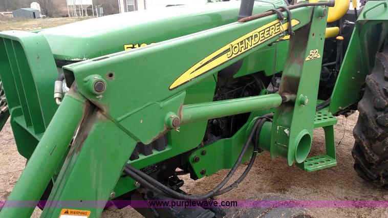 image for item L7317 2005 John Deere 5103 tractor