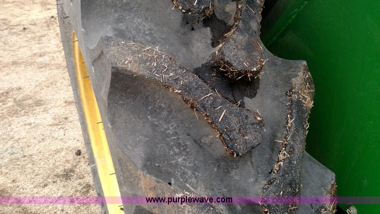 image for item L7317 2005 John Deere 5103 tractor