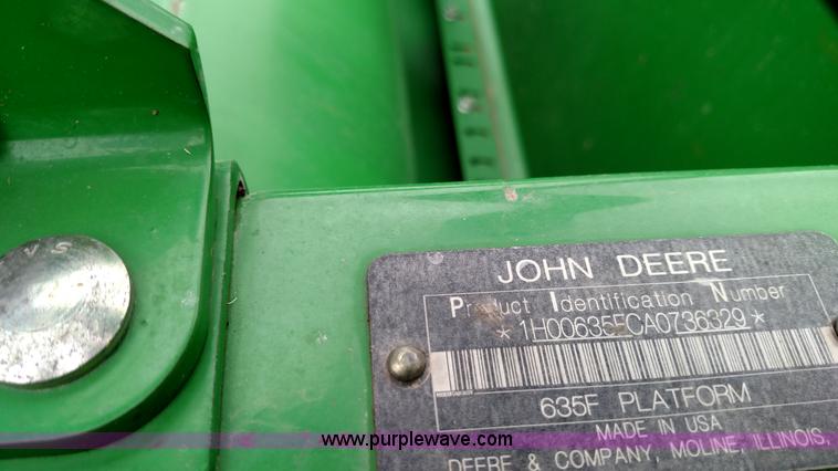 image for item L7319 2010 John Deere 635F HydraFlex platform head