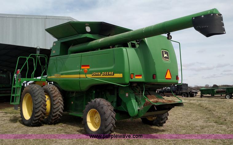image for item L7332 2001 John Deere 9650 STS combine