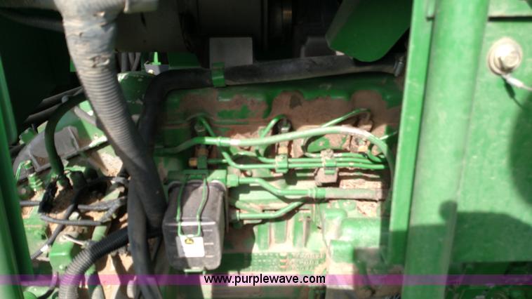 image for item L7332 2001 John Deere 9650 STS combine