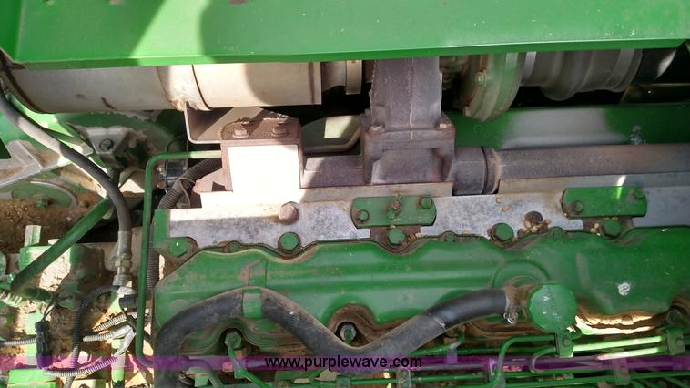 image for item L7332 2001 John Deere 9650 STS combine