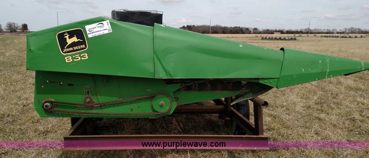 image for item L7333 John Deere 853 row head
