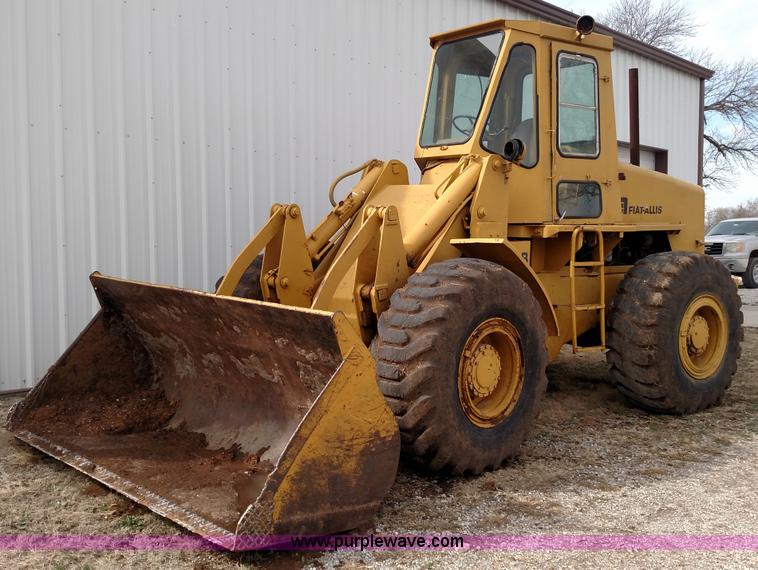image for item L7335 1974 Fiat-Allis 645B wheel loader