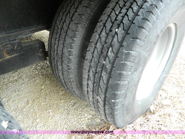 image for item L7341 2004 Top Hat equipment trailer