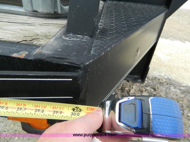 image for item L7341 2004 Top Hat equipment trailer