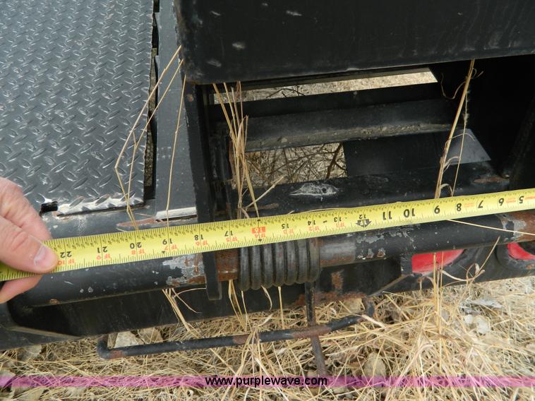 image for item L7341 2004 Top Hat equipment trailer