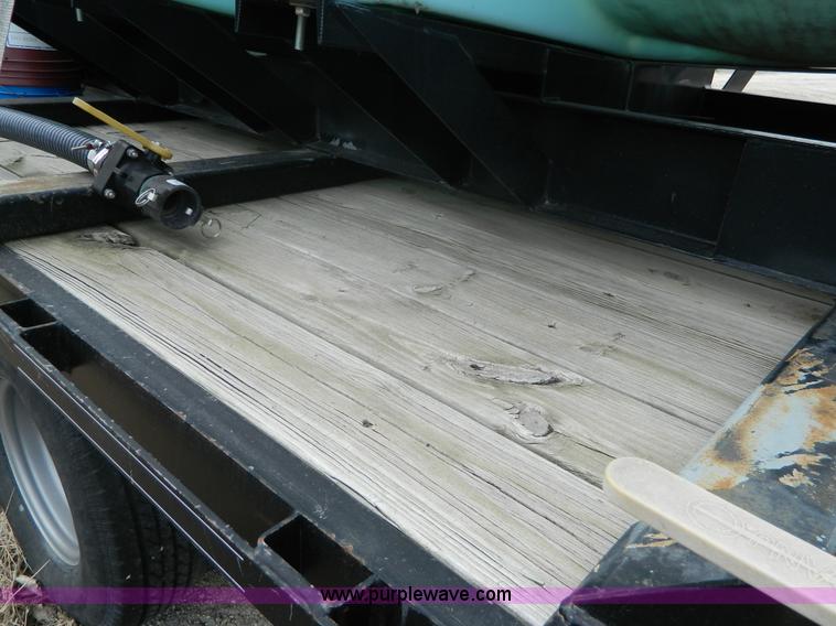 image for item L7341 2004 Top Hat equipment trailer