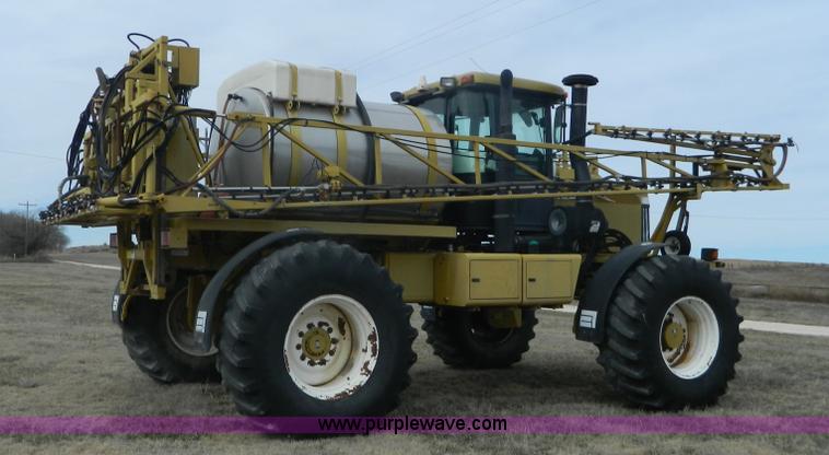 image for item L7342 2001 Ag-Chem RoGator 1254 self-propelled applicator