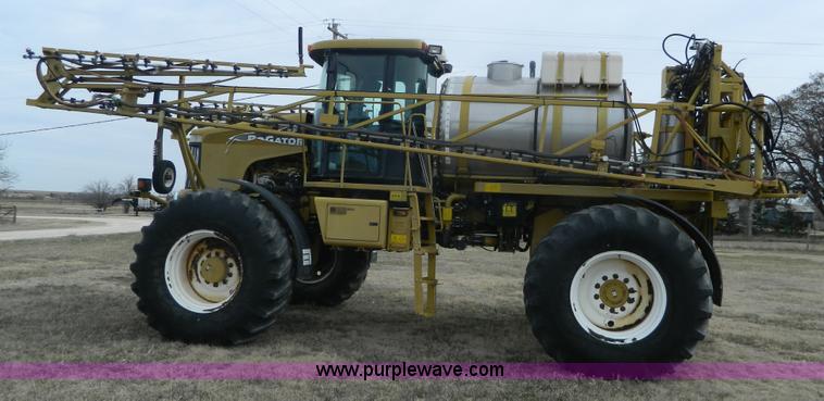image for item L7342 2001 Ag-Chem RoGator 1254 self-propelled applicator