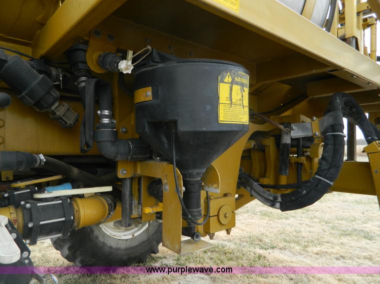 image for item L7342 2001 Ag-Chem RoGator 1254 self-propelled applicator