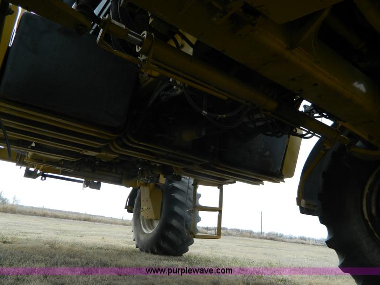 image for item L7342 2001 Ag-Chem RoGator 1254 self-propelled applicator