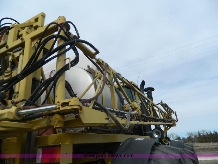 image for item L7342 2001 Ag-Chem RoGator 1254 self-propelled applicator