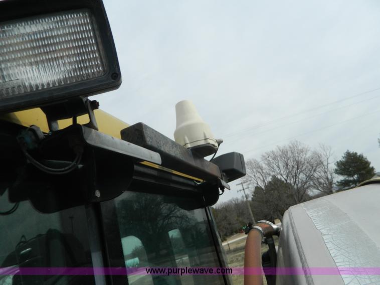 image for item L7342 2001 Ag-Chem RoGator 1254 self-propelled applicator