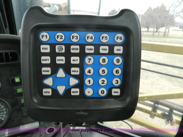 image for item L7342 2001 Ag-Chem RoGator 1254 self-propelled applicator