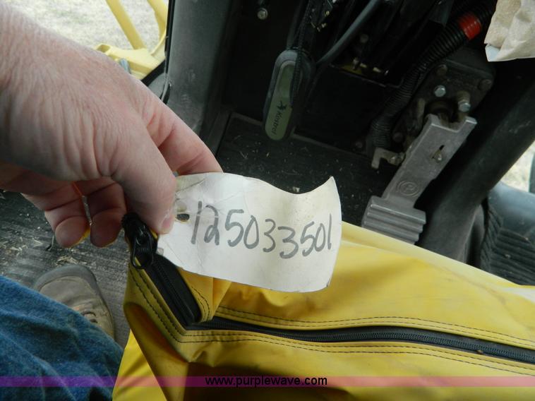 image for item L7342 2001 Ag-Chem RoGator 1254 self-propelled applicator