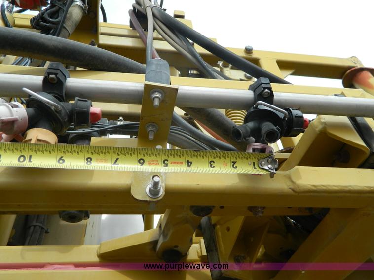 image for item L7342 2001 Ag-Chem RoGator 1254 self-propelled applicator