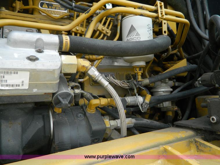 image for item L7342 2001 Ag-Chem RoGator 1254 self-propelled applicator