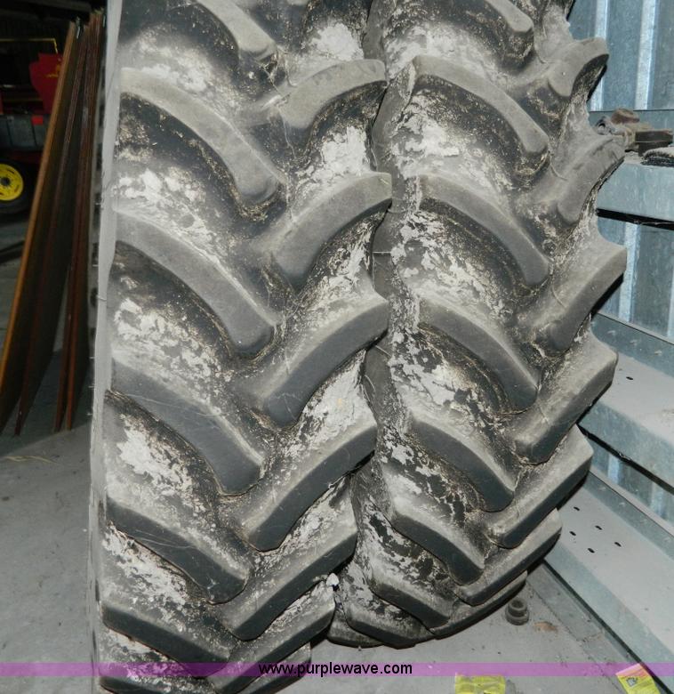 image for item L7342 2001 Ag-Chem RoGator 1254 self-propelled applicator