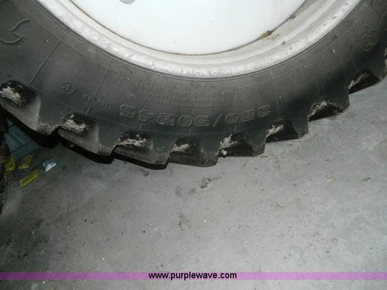 image for item L7342 2001 Ag-Chem RoGator 1254 self-propelled applicator