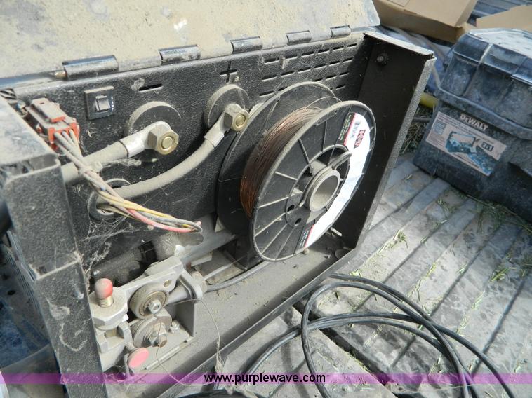 image for item L7343 Snap-on MM120SL mig/tig wire feed welder