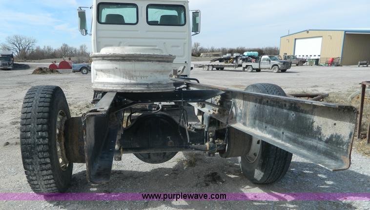 image for item L7344 1998 Mack CS300P truck cab and chassis