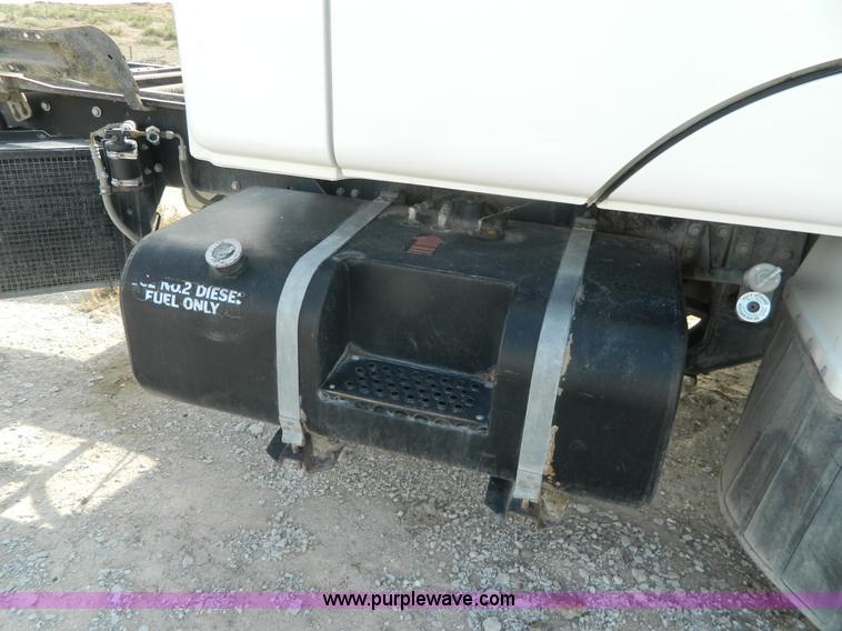 image for item L7344 1998 Mack CS300P truck cab and chassis