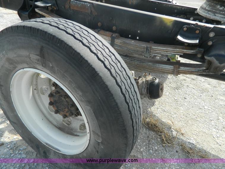 image for item L7344 1998 Mack CS300P truck cab and chassis