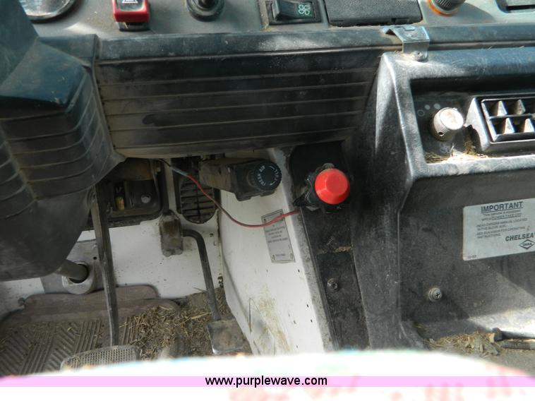 image for item L7344 1998 Mack CS300P truck cab and chassis