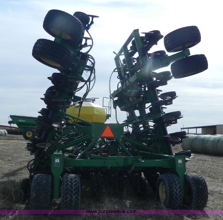 image for item L7345 John Deere 1895 no-till air seeder
