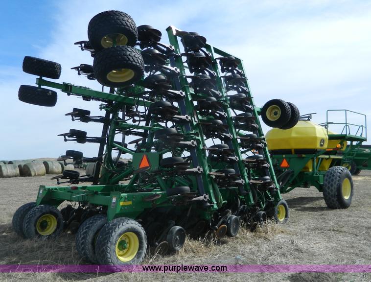 image for item L7345 John Deere 1895 no-till air seeder