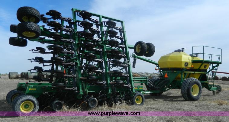 image for item L7345 John Deere 1895 no-till air seeder