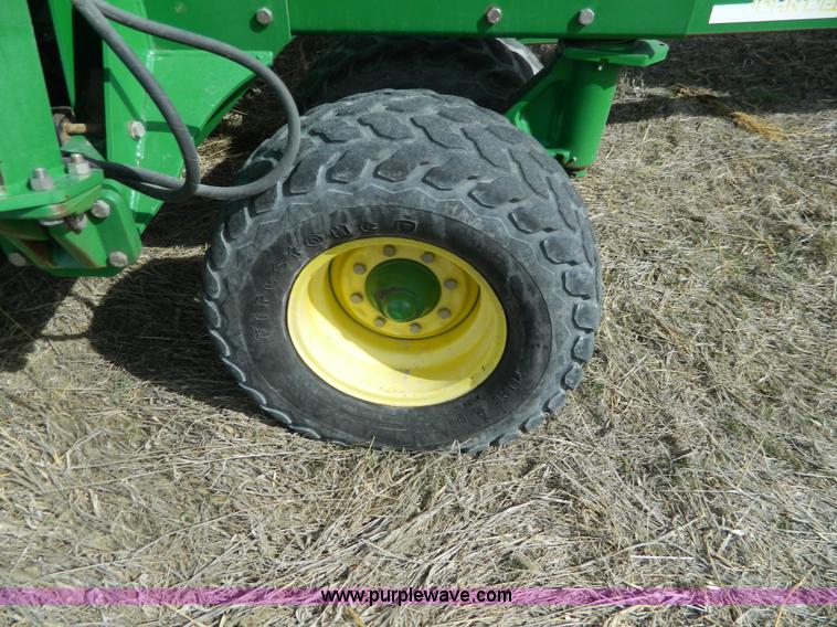 image for item L7345 John Deere 1895 no-till air seeder