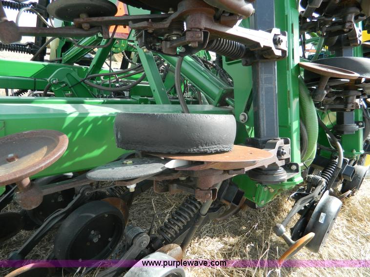 image for item L7345 John Deere 1895 no-till air seeder