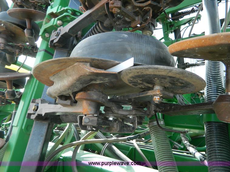 image for item L7345 John Deere 1895 no-till air seeder