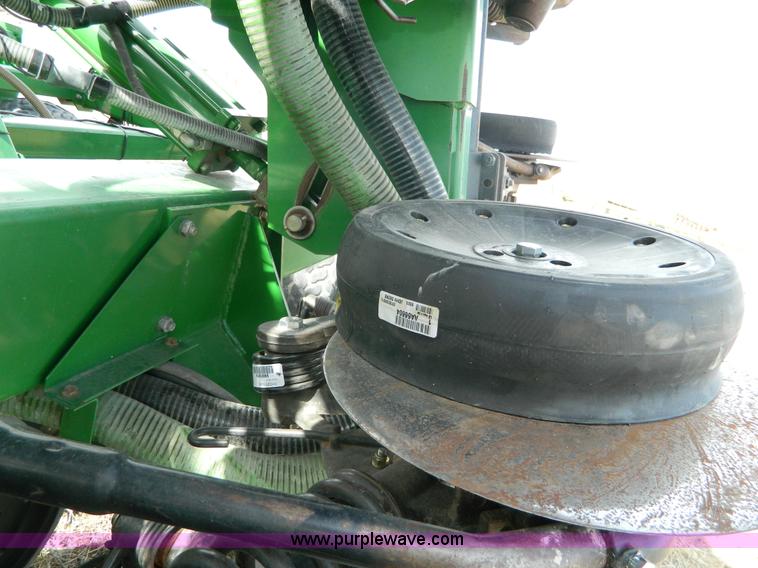 image for item L7345 John Deere 1895 no-till air seeder