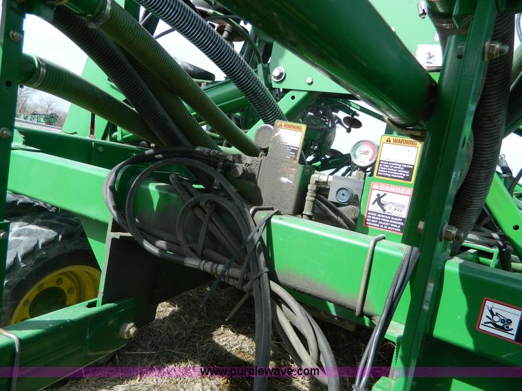 image for item L7345 John Deere 1895 no-till air seeder